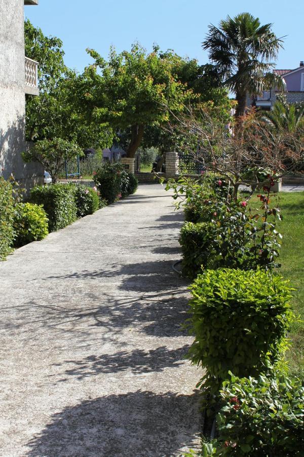 Apartments By The Sea Sukosan, Zadar - 6229 Ngoại thất bức ảnh