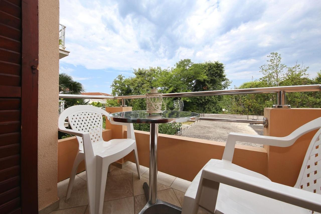Apartments By The Sea Sukosan, Zadar - 6229 Ngoại thất bức ảnh